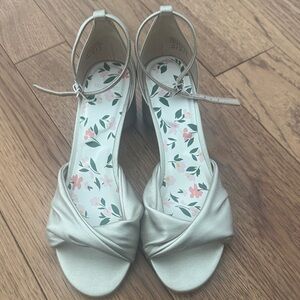 Draper James gold Knotted Ankle-Strap Heels